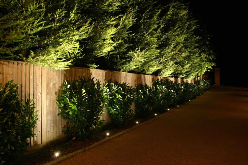 garden-lighting-img